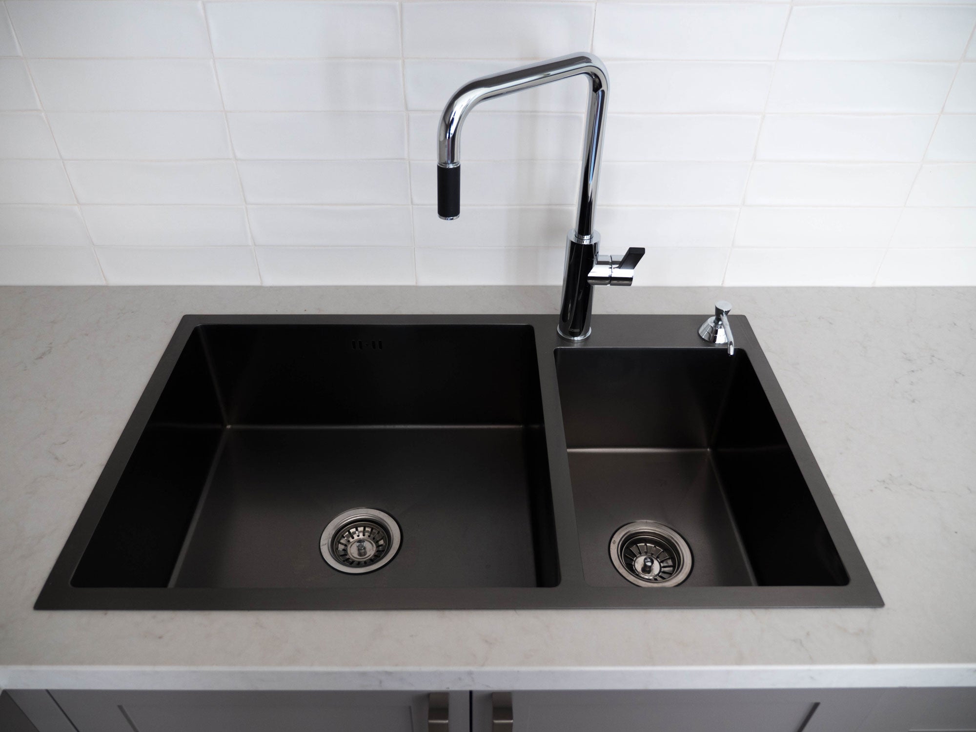 Black Graphite Kitchen Sink Double Bowl Inside Out