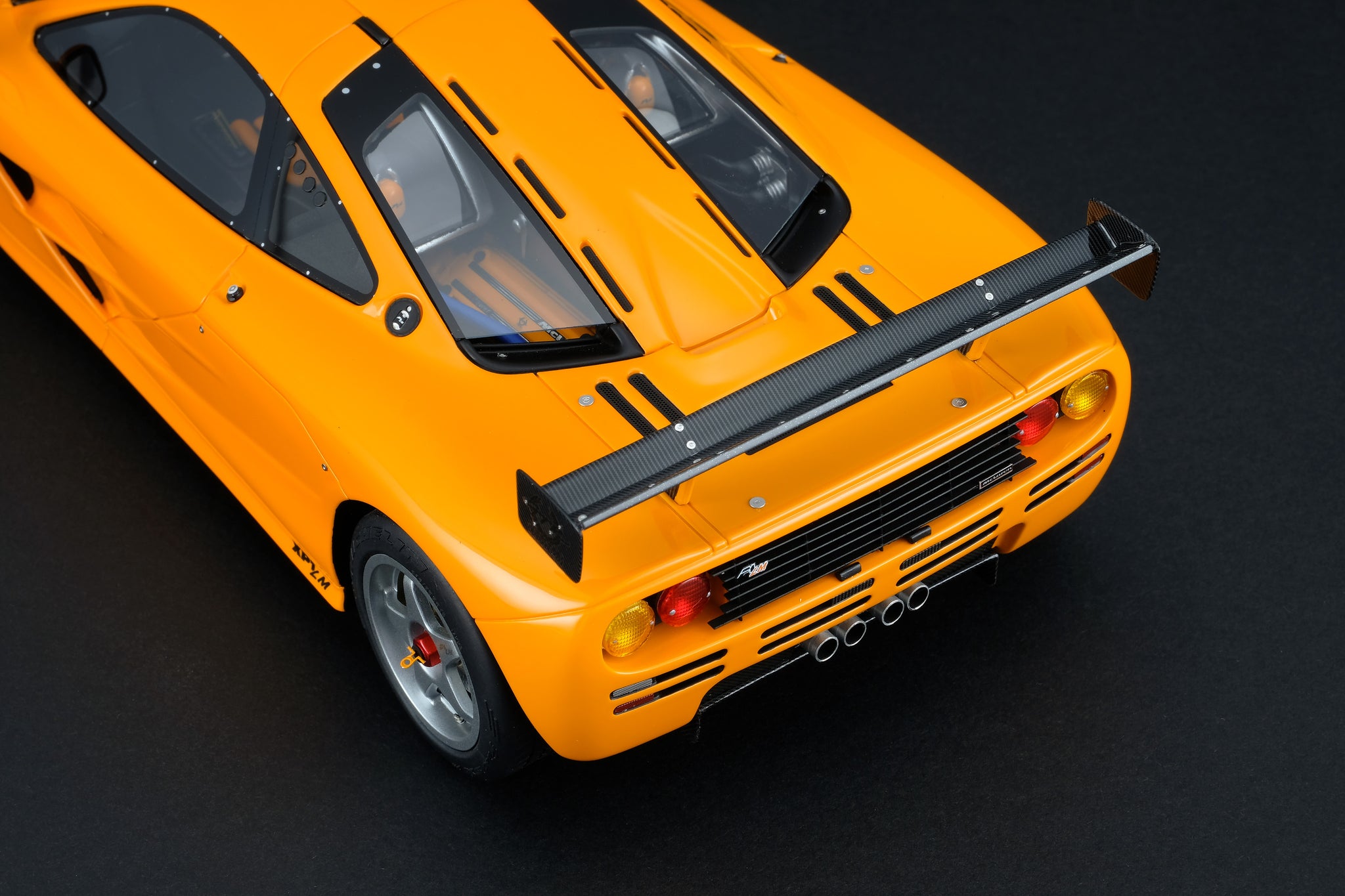 McLaren F1 LM at 1:18 scale