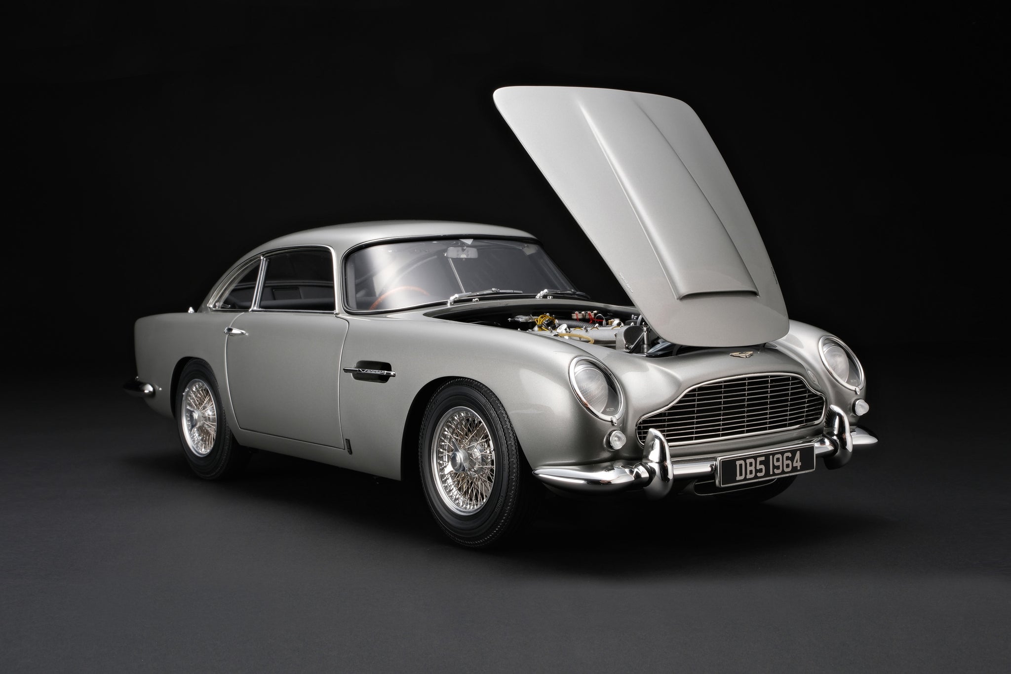 Aston Martin DB5 Vantage – Amalgam Collection