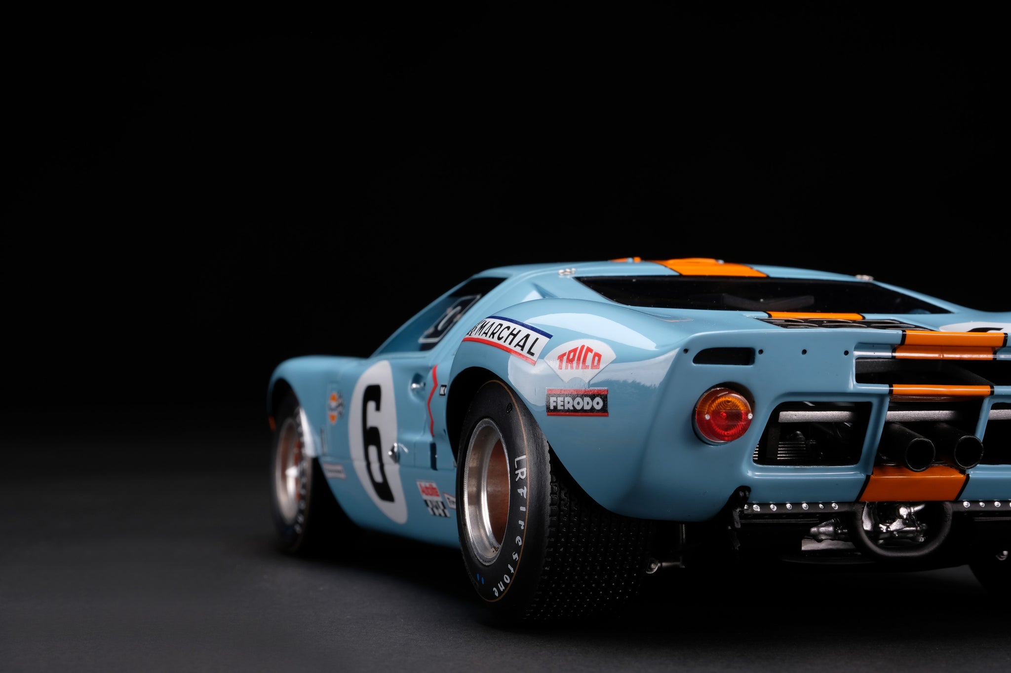 Ford GT40 at 1:18 scale