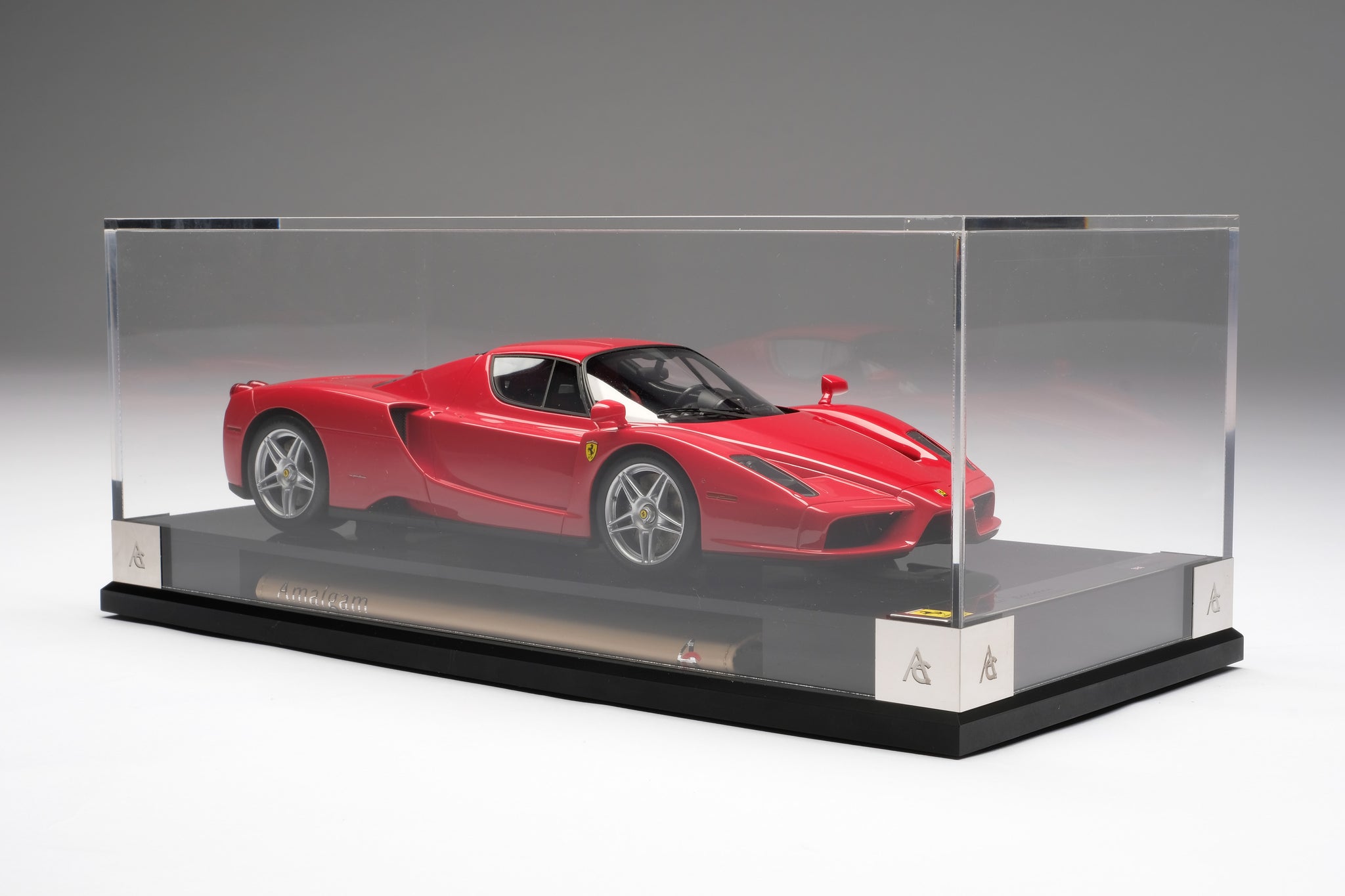 Ferrari Enzo at 1:18 scale