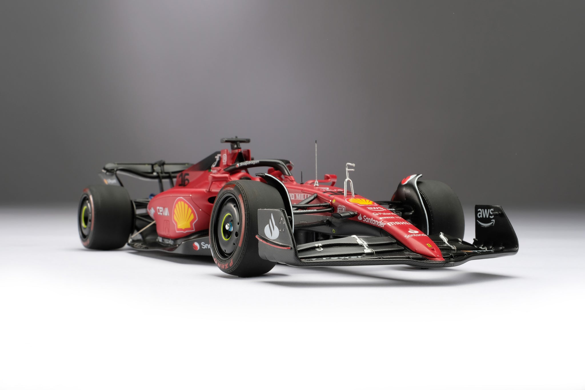 Ferrari F1-75 at 1:18 scale