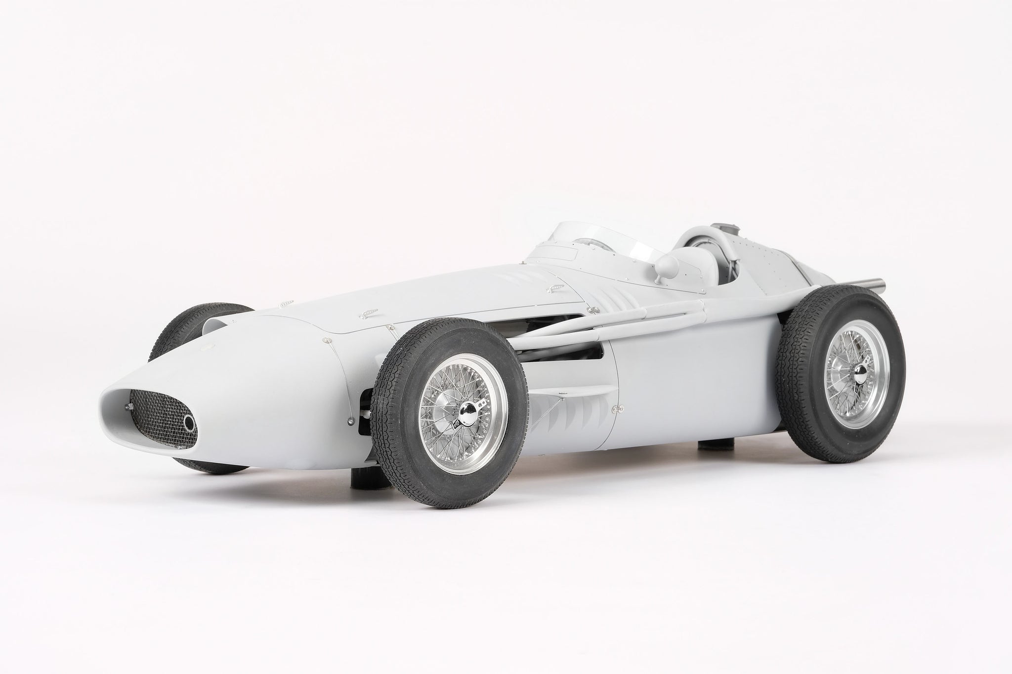 Maserati 250F at 1:8 scale