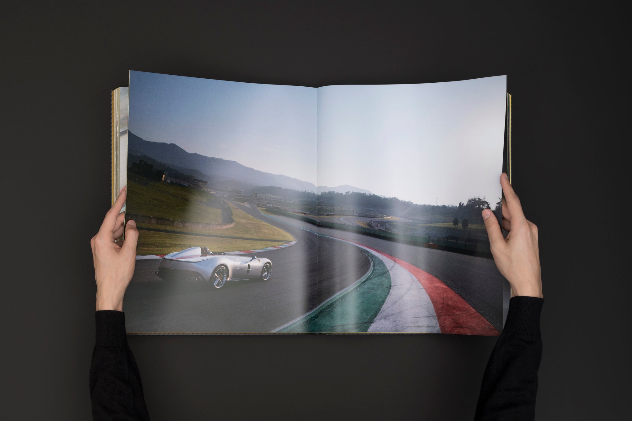 Ferrari Monza SP1/SP2 Limited Edition Book