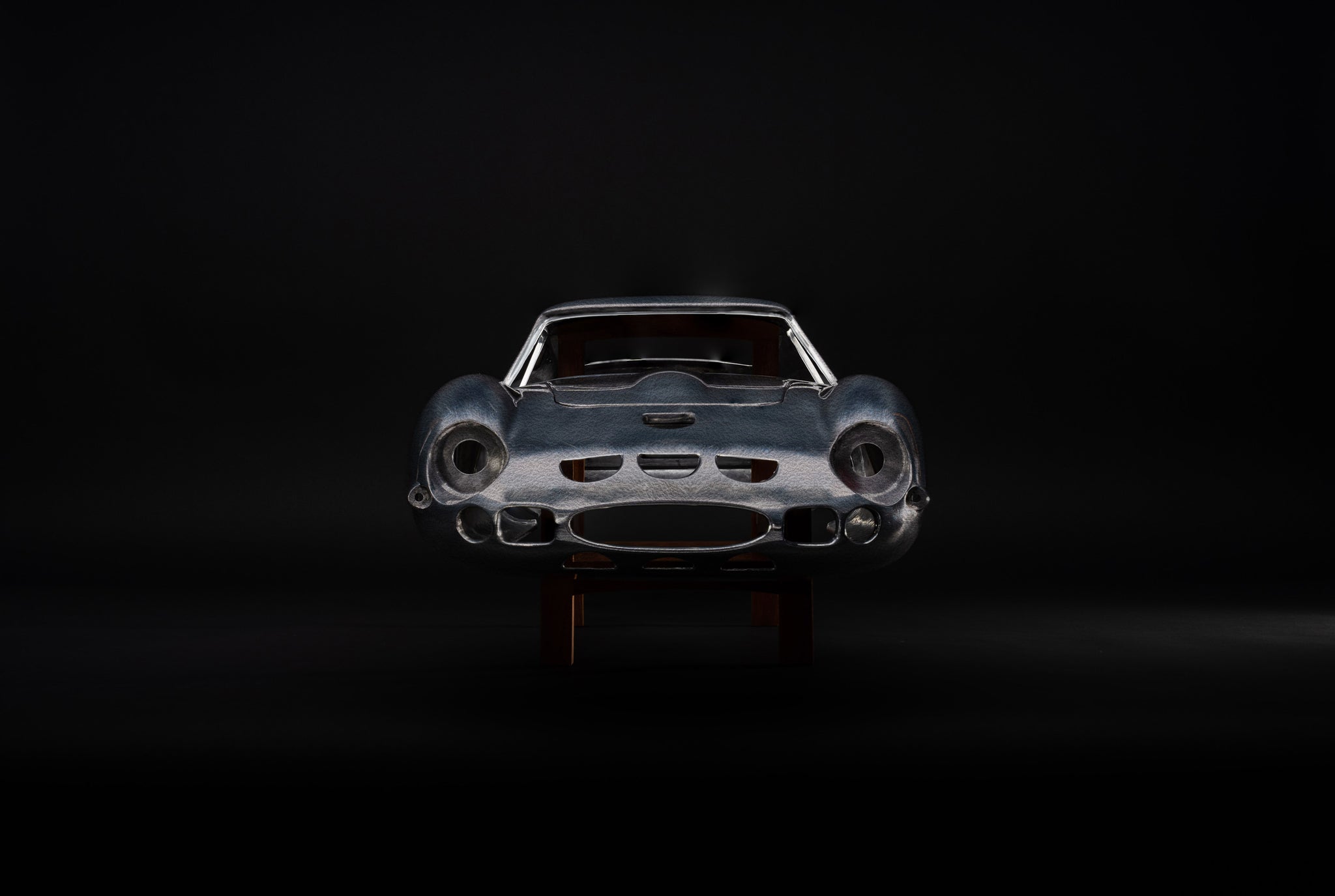 Ferrari 250 GTO Hammered Body