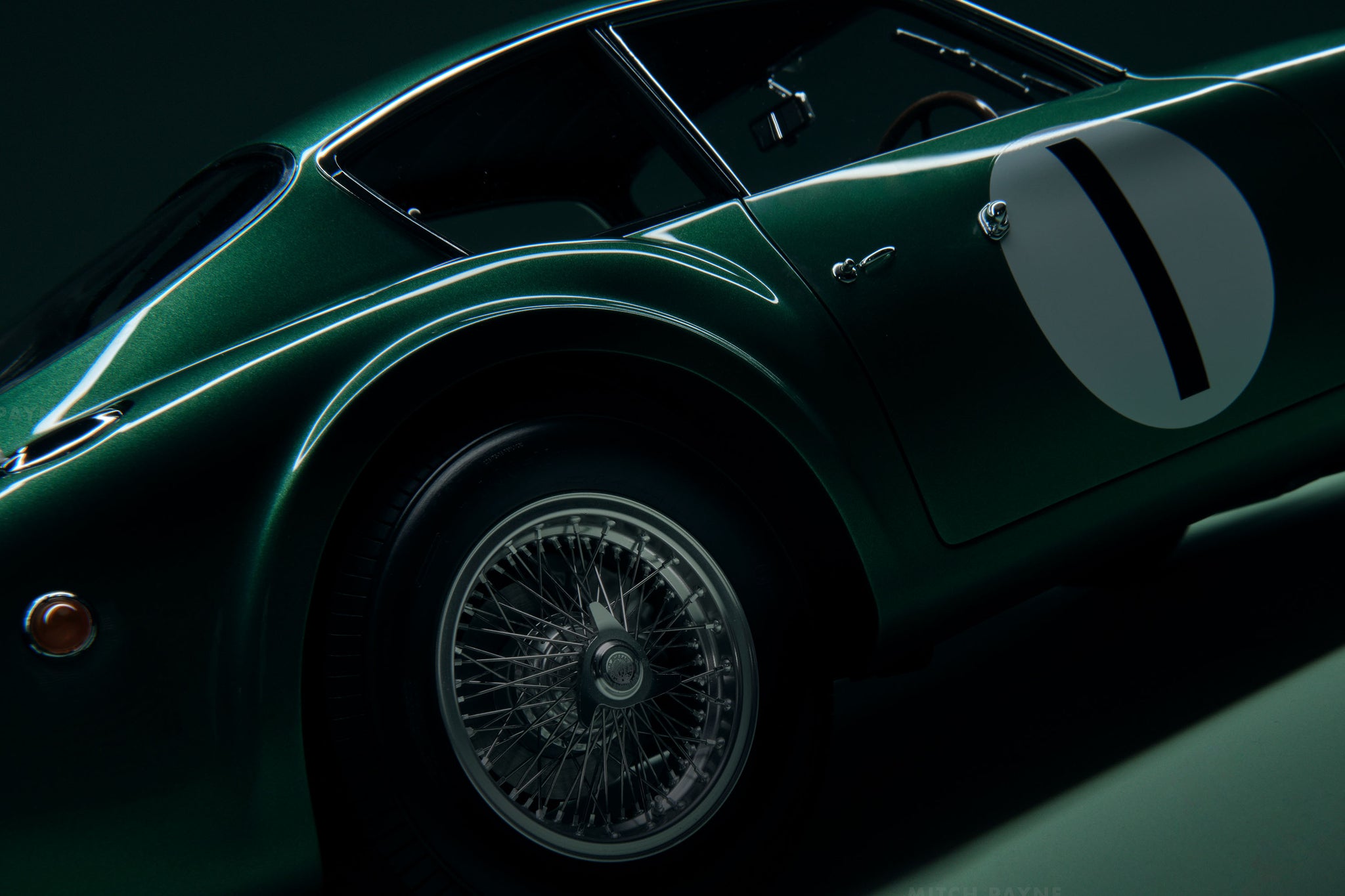 Aston Martin DB4 GT Zagato at 1:8 scale