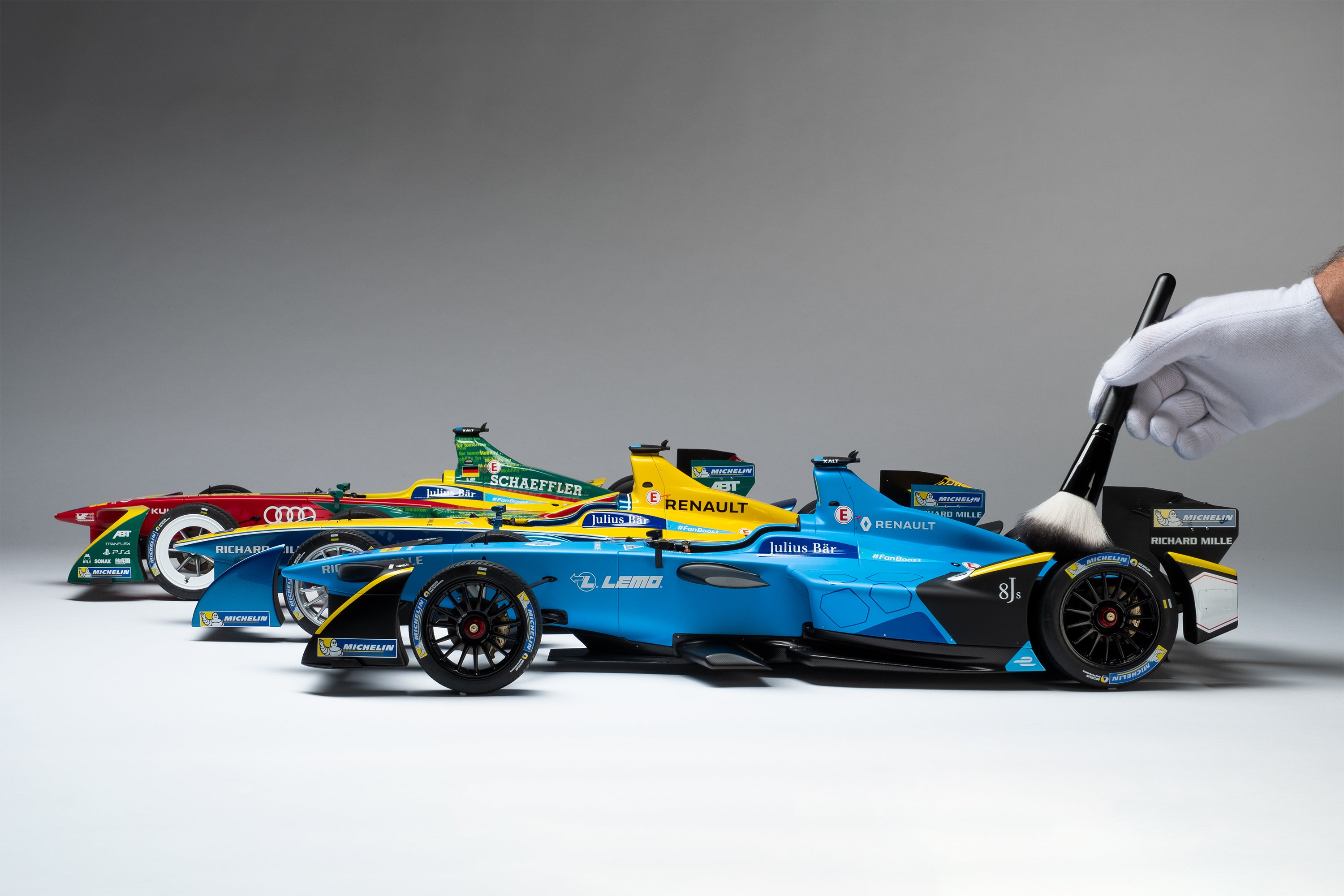 Amalgam Collection Formula E models at 1:8 scale - Audi Sport ABT Schaeffler Audi E-Tron FE04, Renault E.dams Z.E. 15 and Renault E.dams Z.E. 16