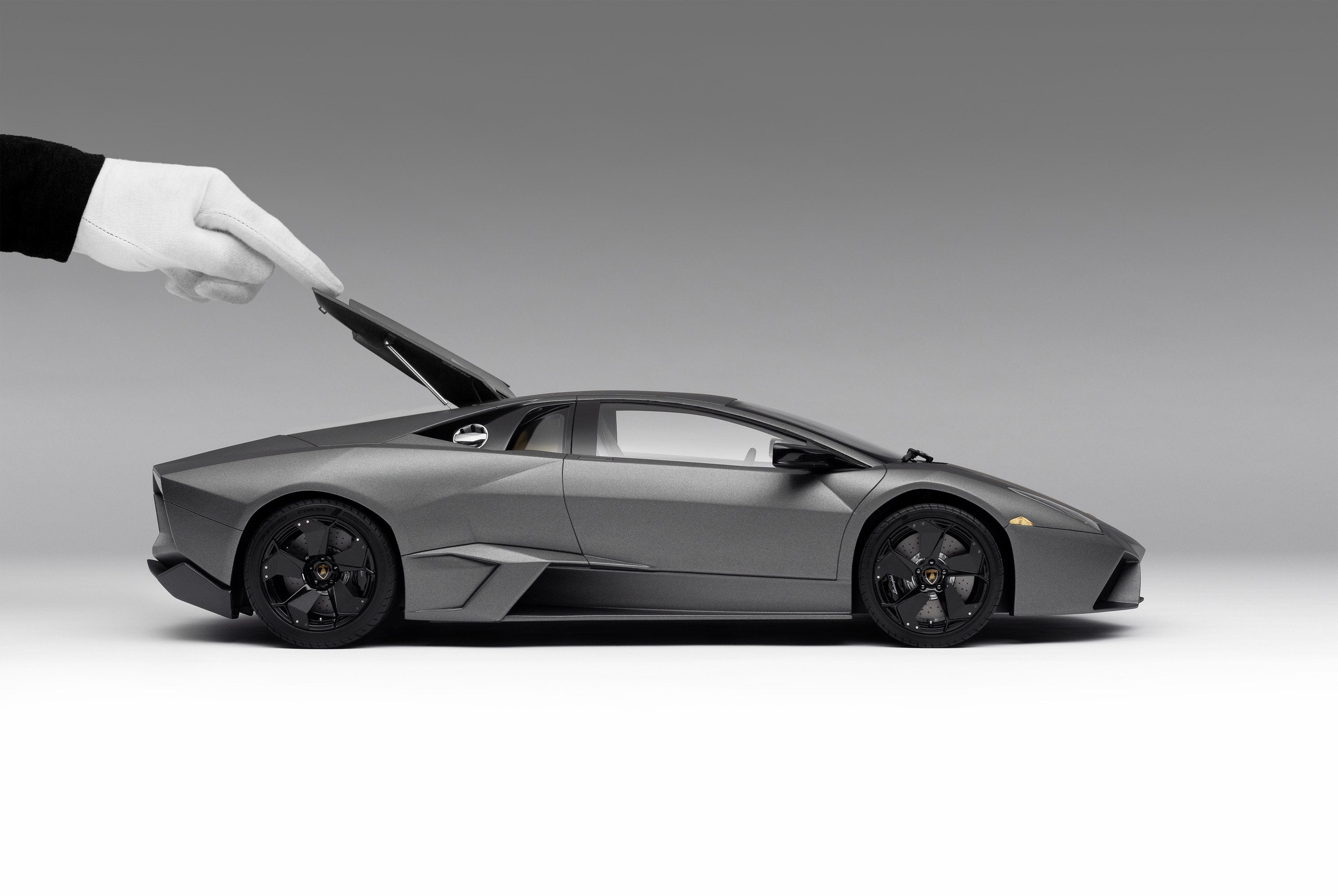 Lamborghini Reventón (2007) – Amalgam Collection