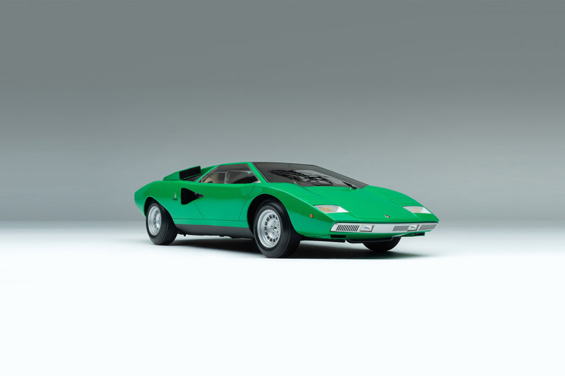 Lamborghini Countach LP400 (1974) – Amalgam Collection