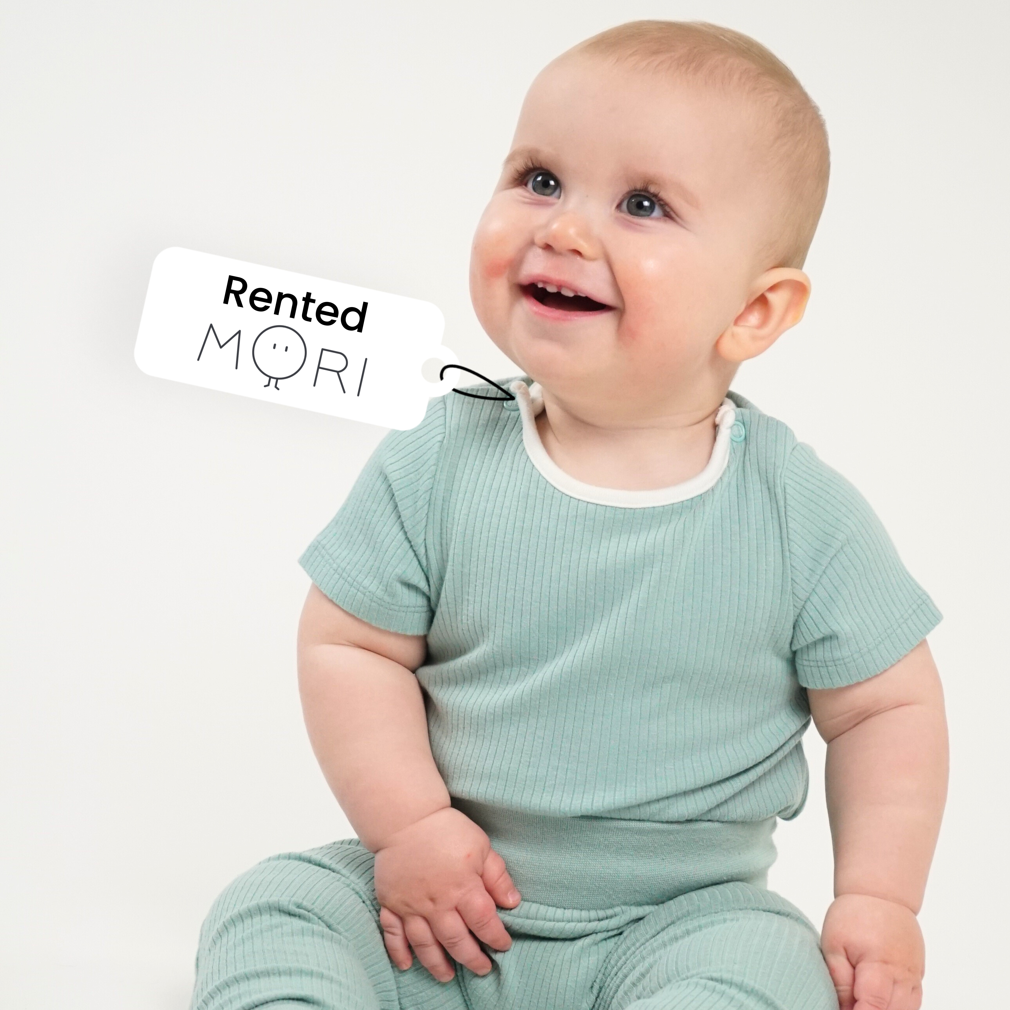 Baby in MORI baby clothes - rent baby clothes with Bundlee