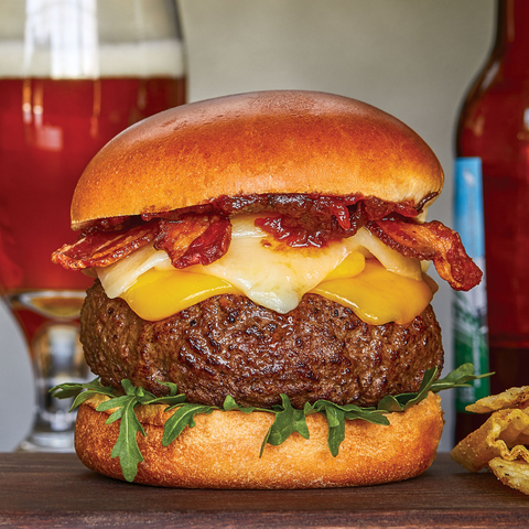 The Ultimate Bacon Cheeseburger