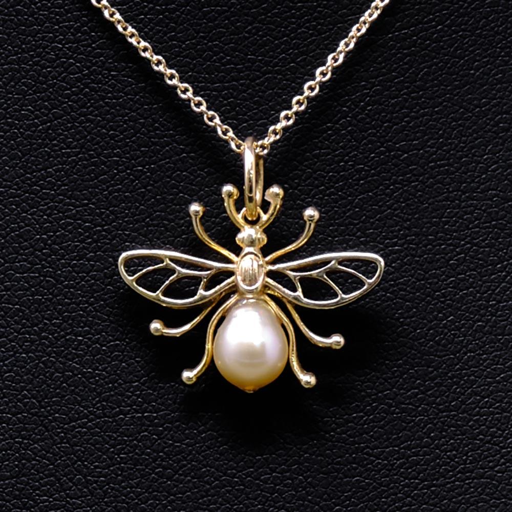 Solid Yellow Gold Manchester Worker Bee 