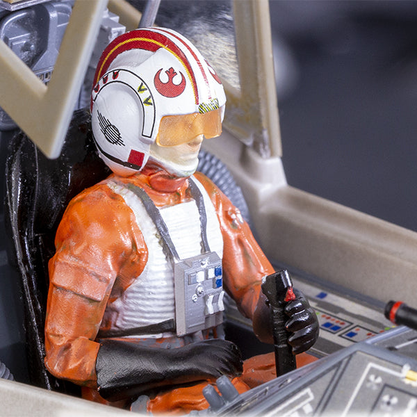 1/18 DeAgostini X-Wing Cockpit Pilot