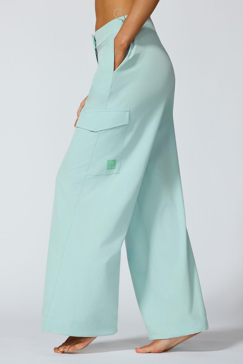 Repose High-Waisted 30 Wide Leg Pant – MPG Sport Canada