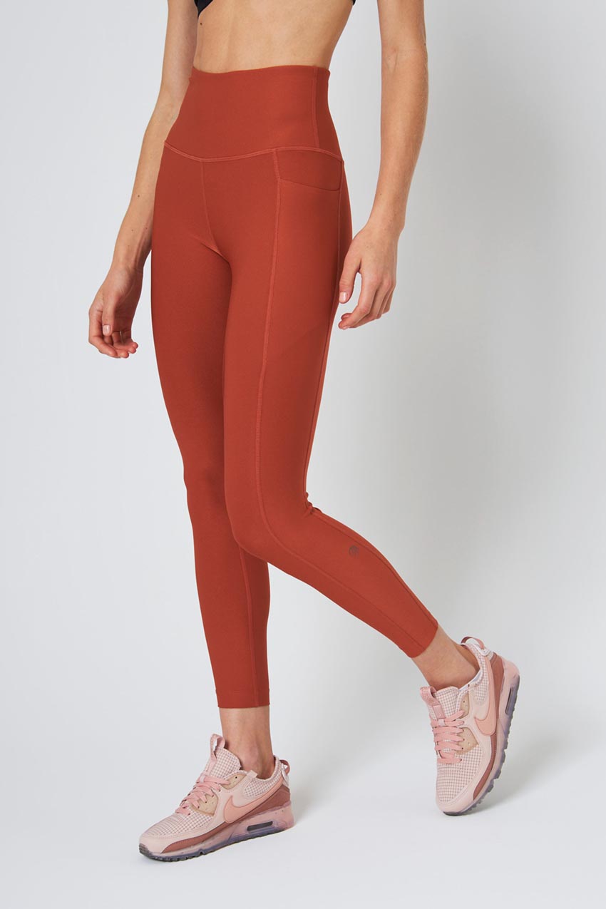 Explore Recycled Polyester High-Waisted Front Slit Legging 27 – MPG Sport