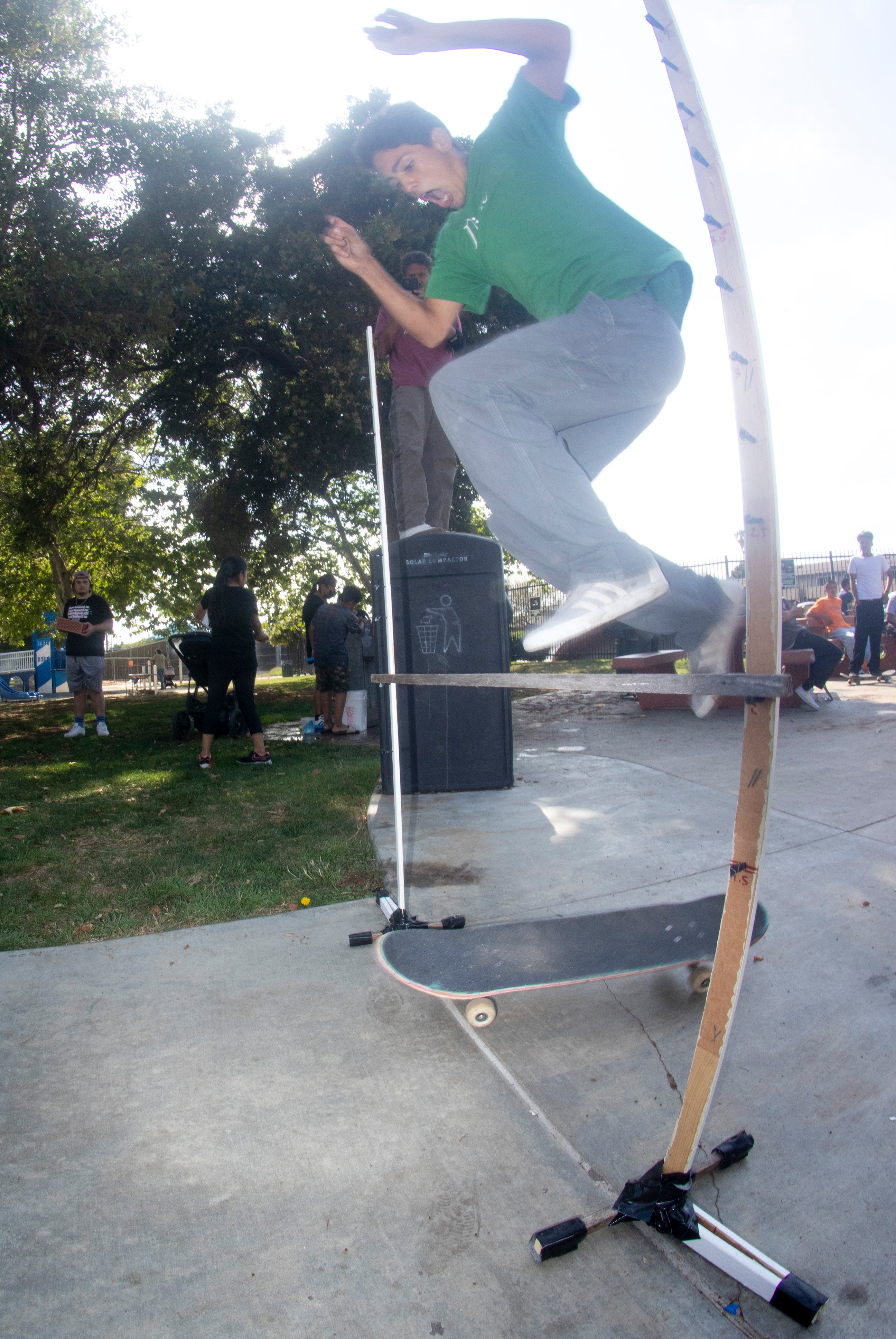 BAYSTREET BOARDS BBQ STONER SKATE PARK [ Cosmic Demise ]