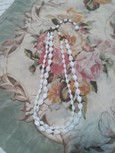 Womens Beautiful Vintage Glass Beaded Necklace