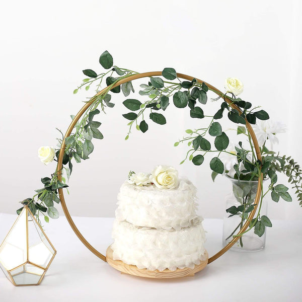 Hoop cake stand with rectangle base