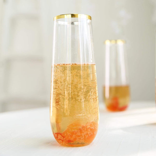 https://cdn.shopify.com/s/files/1/2789/7936/products/balsa-circle-cups-6-pcs-9-oz-clear-with-gold-rim-disposable-plastic-champagne-stemless-glasses-dsp-cucp003-9-gold-28819588284464_600x600.jpg?v=1630365721