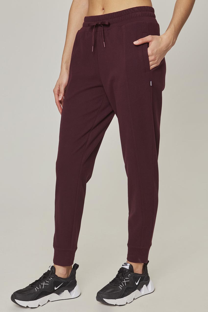 Triumph Cozy Jogger – Mondetta Canada