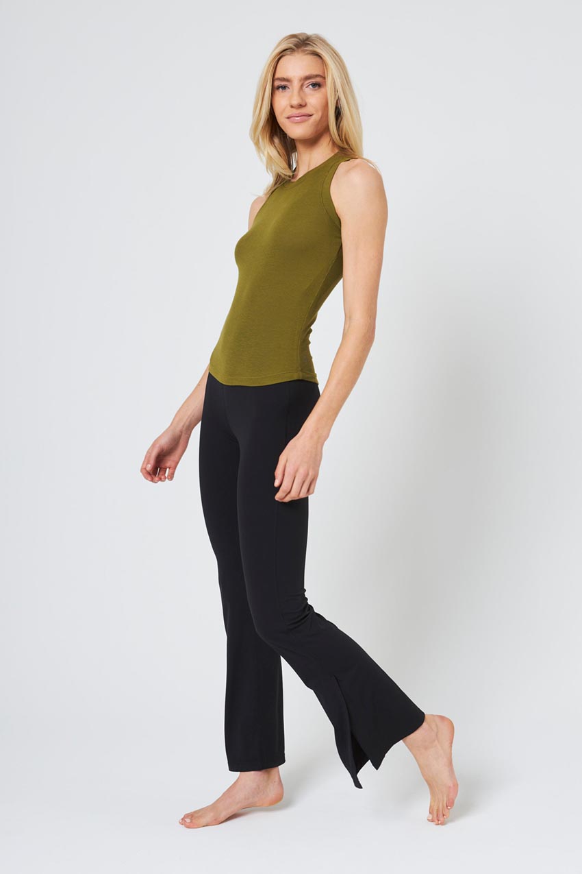 Explore High-Waisted 31 Boot Cut Pant – MPG Sport Canada