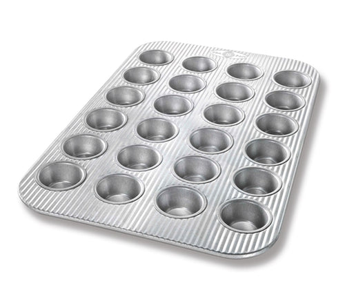 OXO Non-Stick Pro 12 Cup Muffin Pan – Atlanta Grill Company