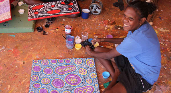 Aboriginal Art - Warlukurlangu Artists | The Fair Trader