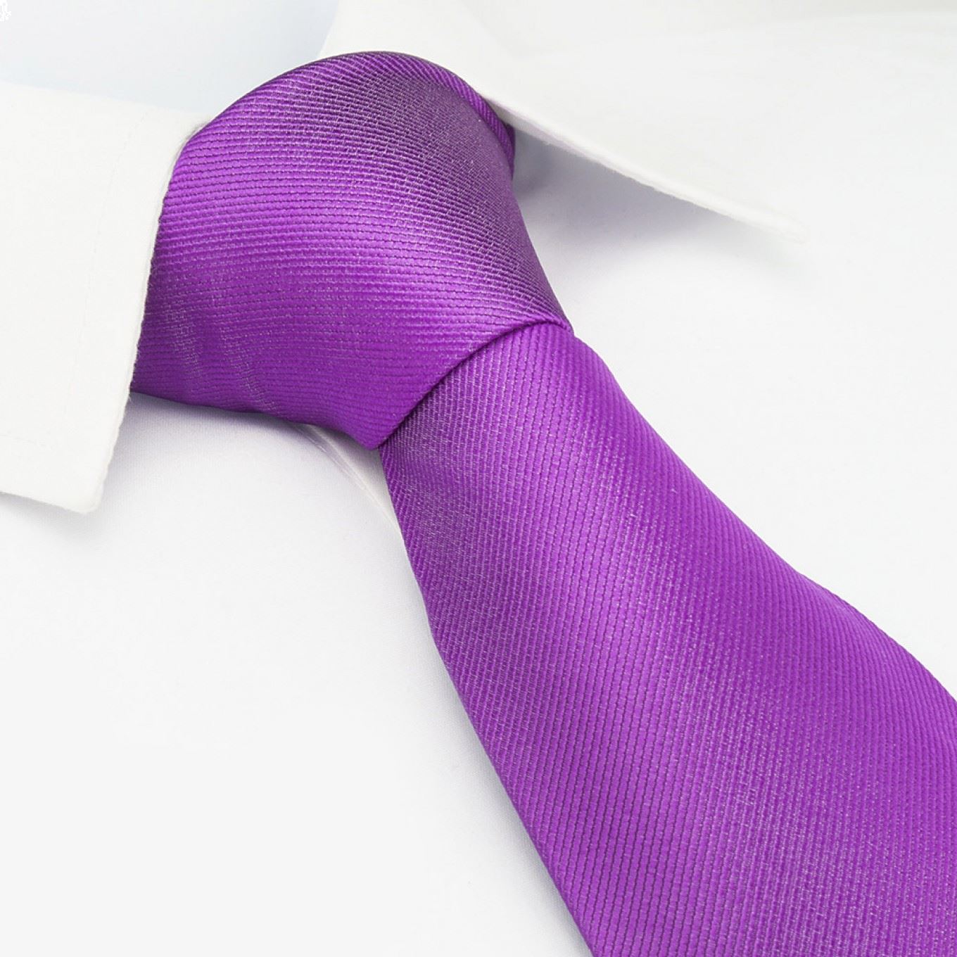 Magenta Luxury Silk Tie – The Tie Store