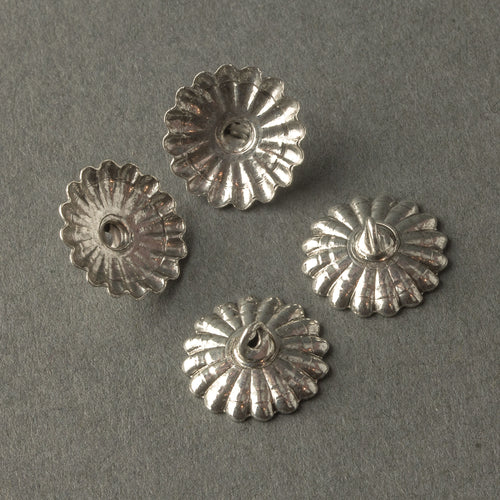 Oxidized brass round tabs with ring. Glue on to stones or cabochons. 8mm.  diameter. Pkg 4. B9-2501