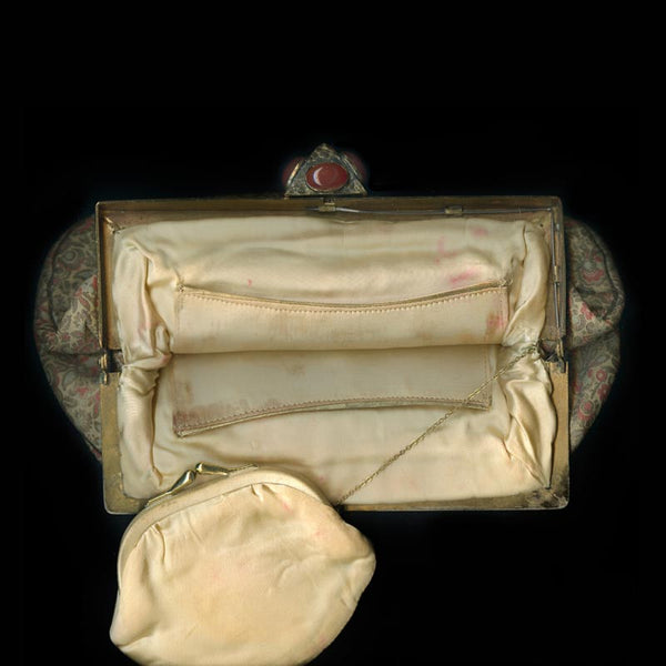Vintage silk brocade evening bag with fancy carnelian clasp. hbvn710 ...