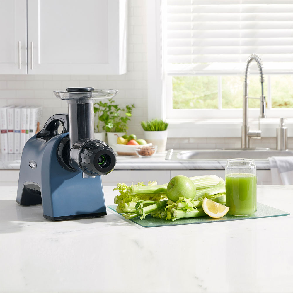 MM1500BL13 Omega Slow Juicer, BPA Free with Celery Cap, Blue, 200W