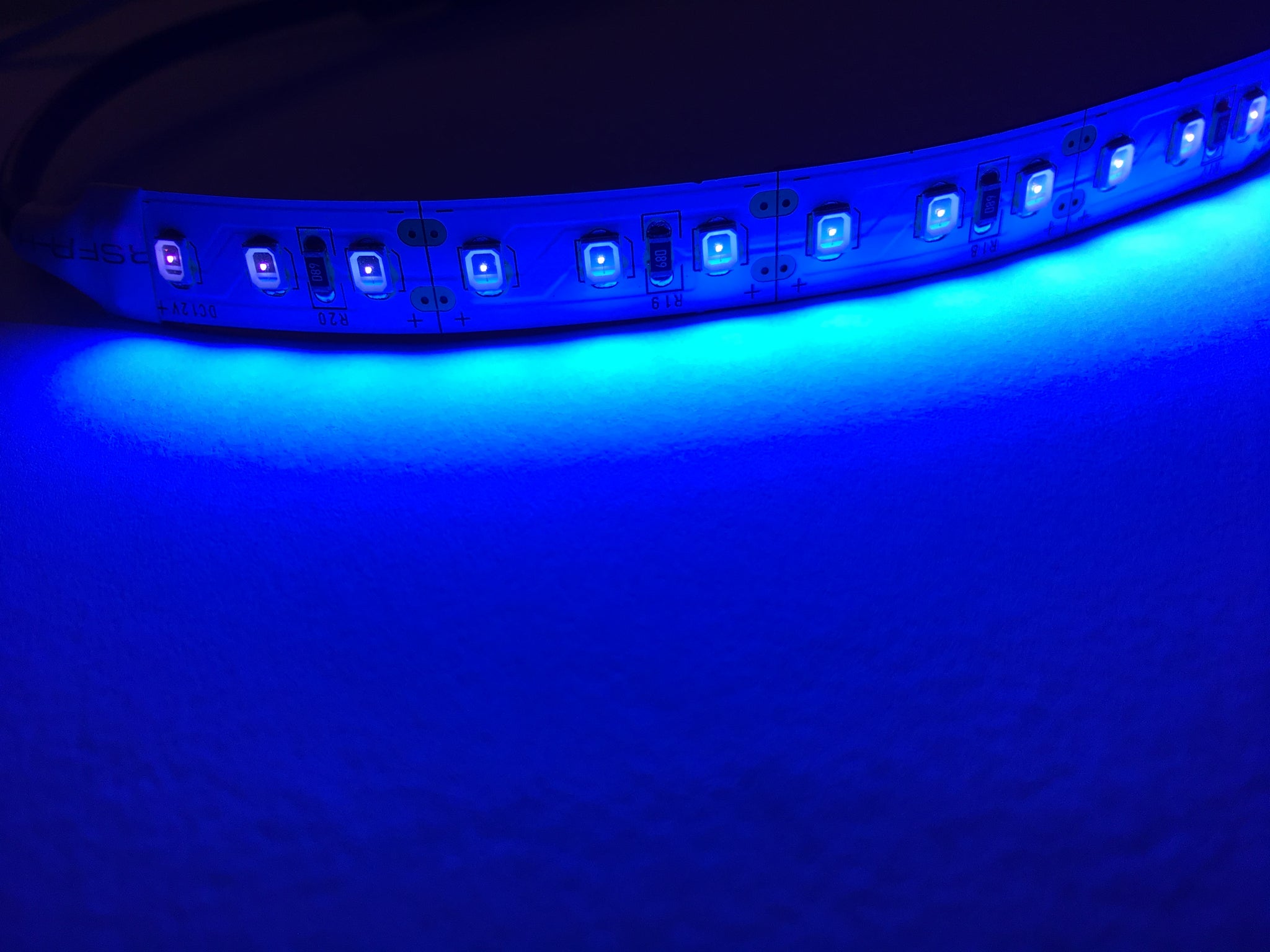 Realuv™ Led Strip Lights 16 Ft 5 M Reel Waveform Lighting