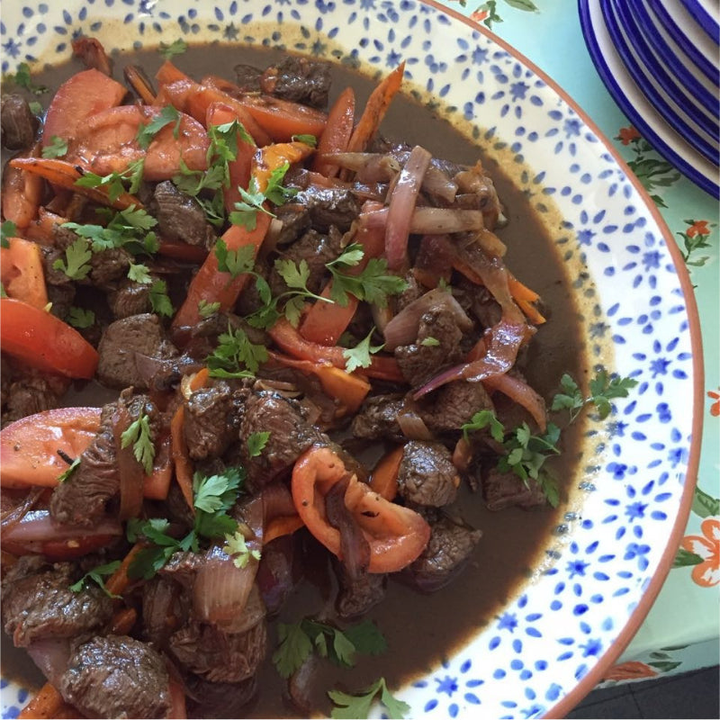 Lomo Saltado Con Fetuccini A La Huancaína Manada Carnes