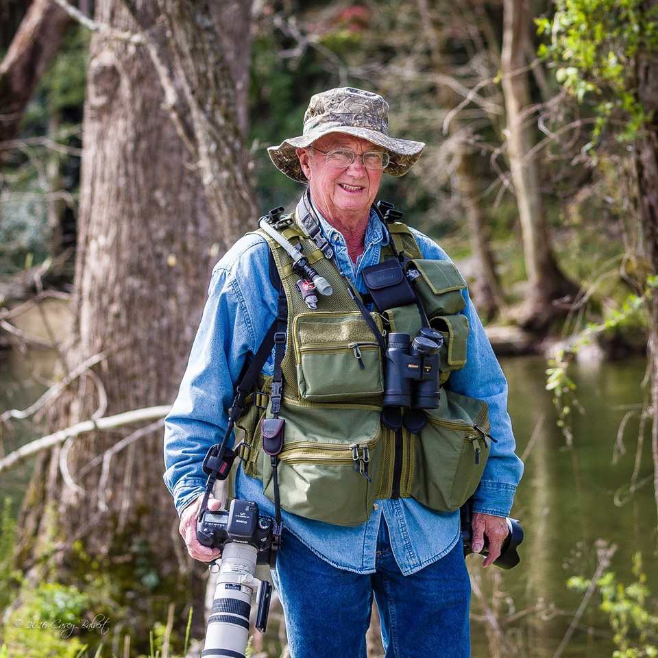 The Alaskan Photo Vest – The Vest Guy