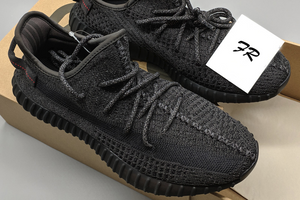 yeezy 350 static black reflective