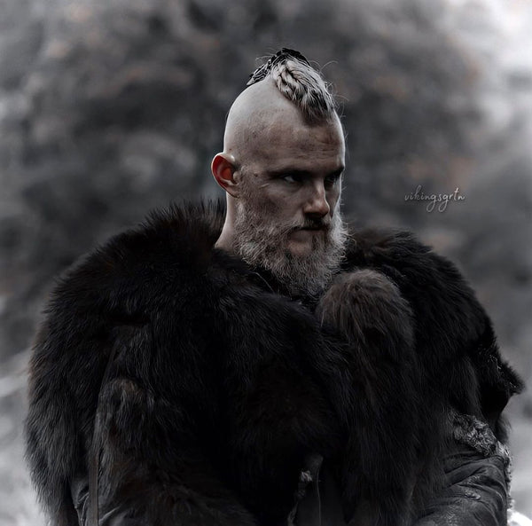 VikingsFrance on X: Björn Côtes-de-Fer ⚔️ #bjorn #Vikings   / X