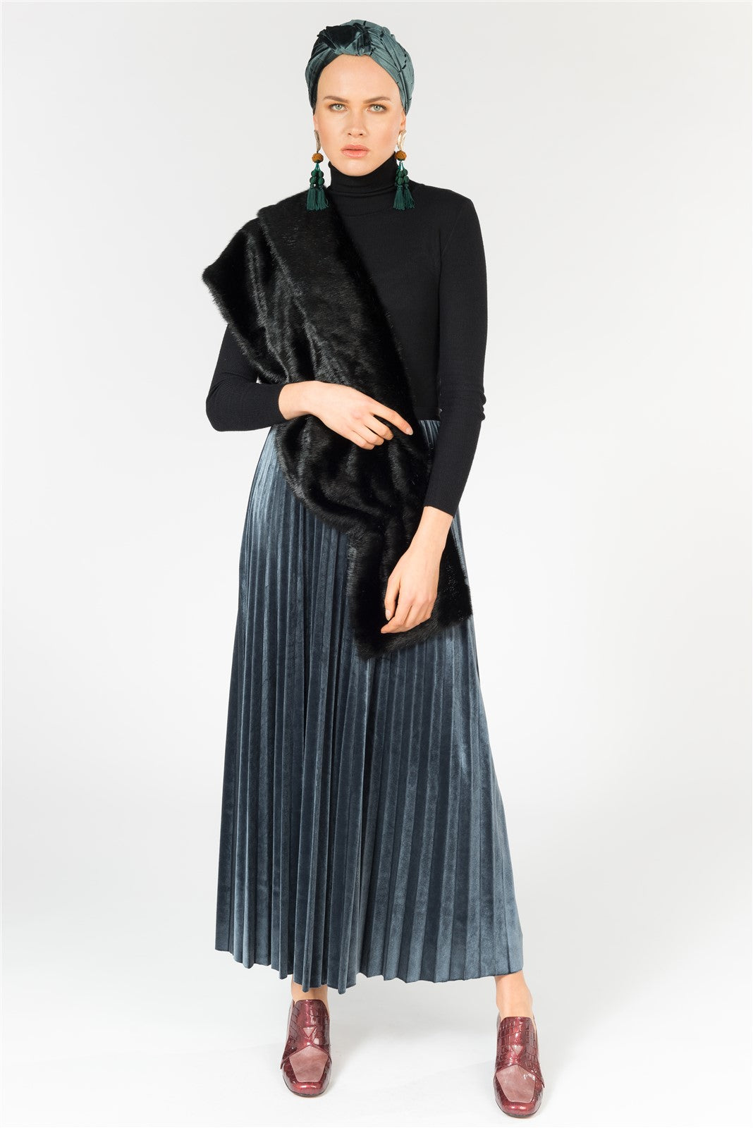 pleated maxi skirt grey