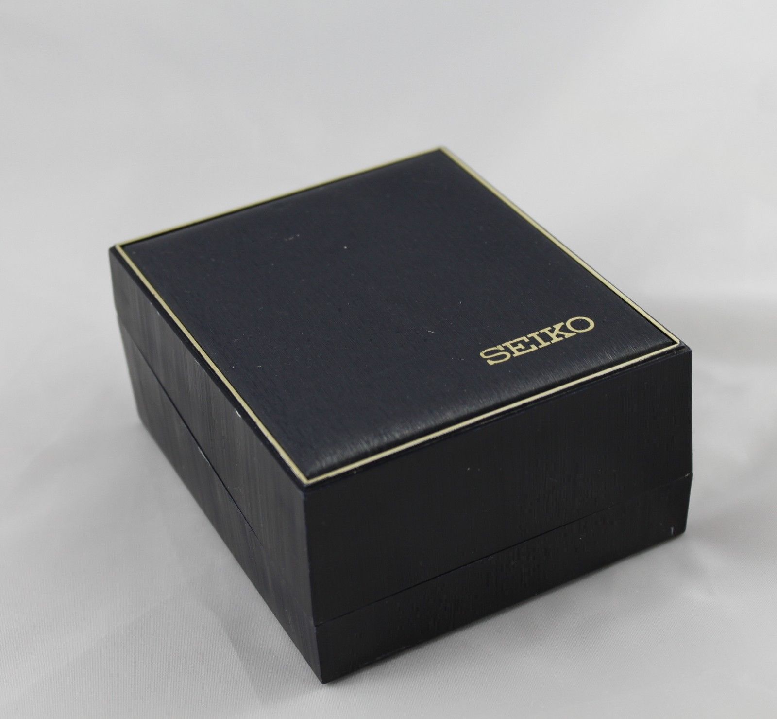 1976 Seiko 0439-5007 Quartz LC – Mornington Watches