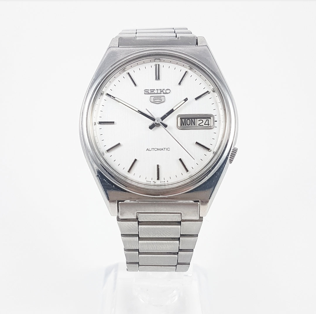 1989 Seiko 5 7009-3140 Automatic Day Date – Mornington Watches