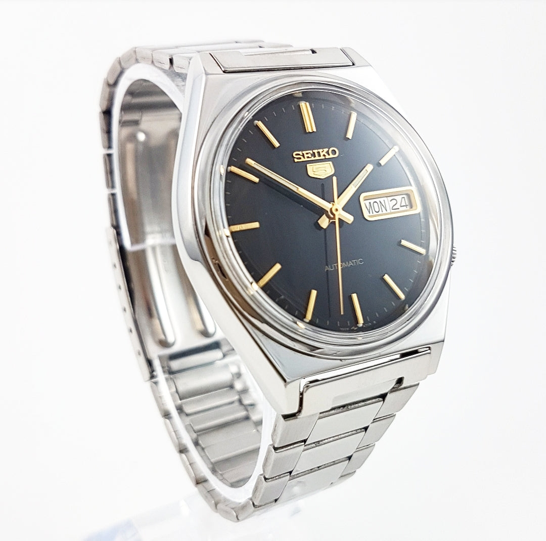1992 Seiko 5 7009-3140 Automatic Day Date – Mornington Watches