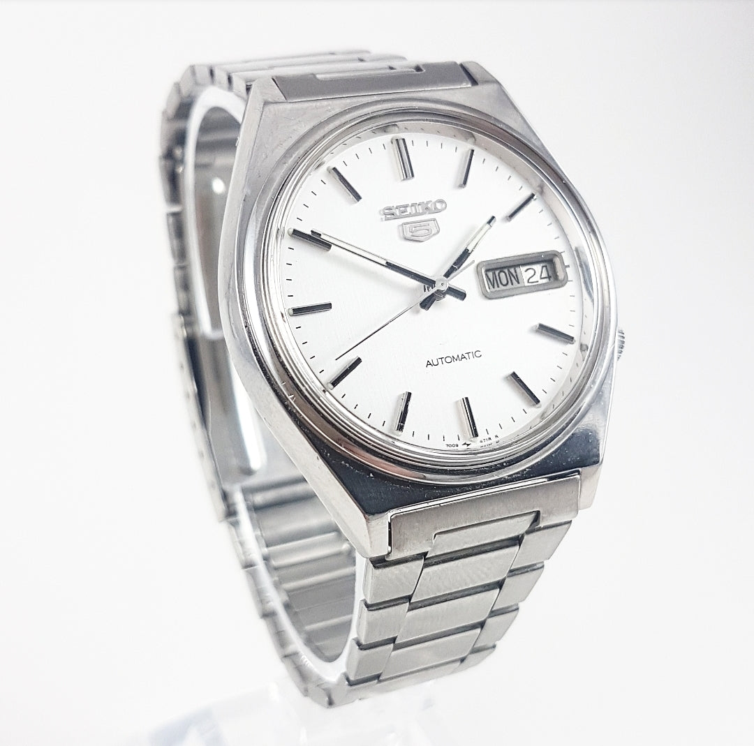 1989 Seiko 5 7009-3140 Automatic Day Date – Mornington Watches