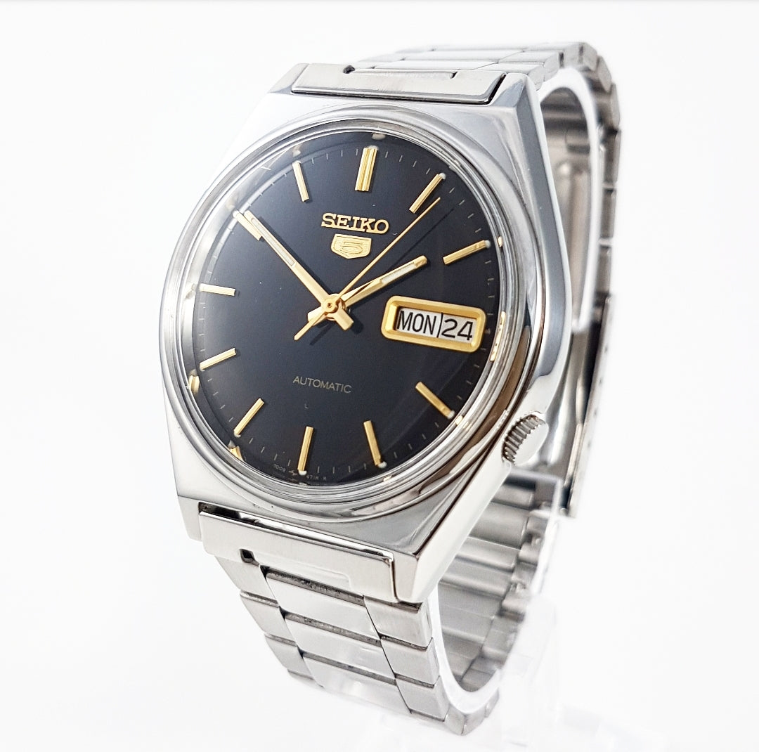 1992 Seiko 5 7009-3140 Automatic Day Date – Mornington Watches