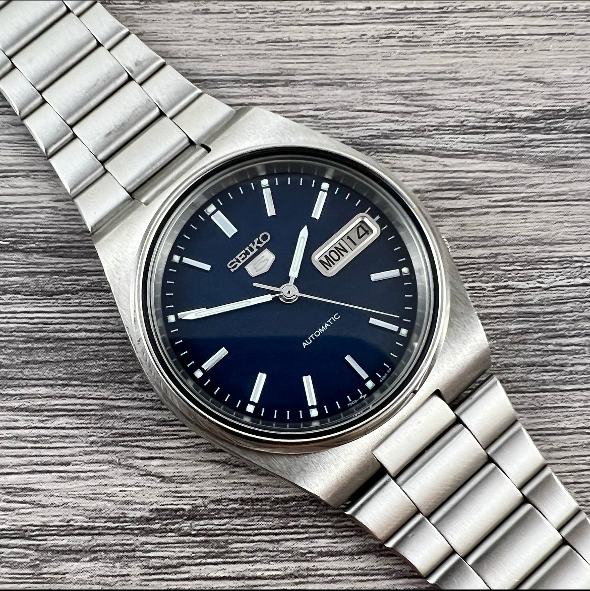 1993 Seiko 5 7009-3130 Automatic – Mornington Watches