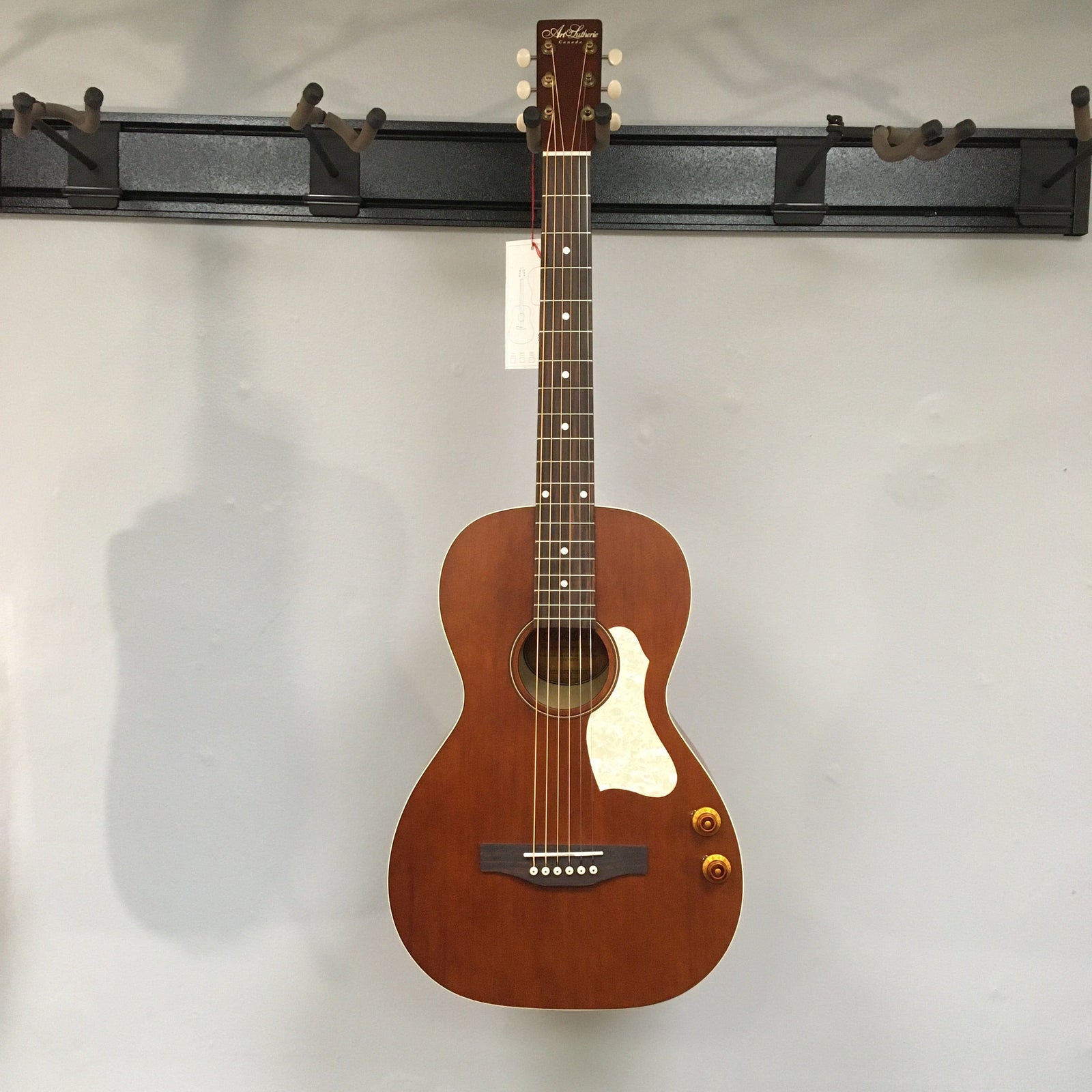 Art & Lutherie Roadhouse Bourbon Burst A/E