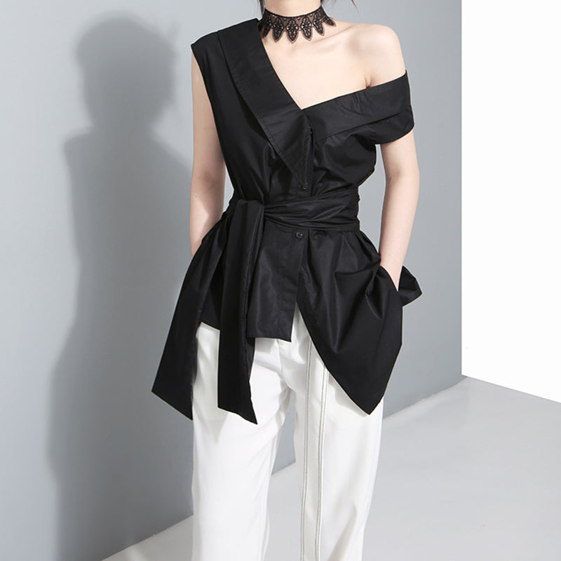 Bluza de dama cu anchior, culorile negru, kaki, alb, model neregulat lejer