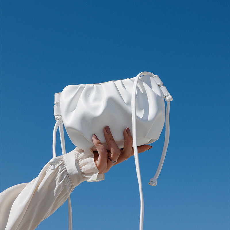 Geanta noua de vara pentru femei, cu purtare pe umar sau peste piept, geanta mica pliabila, in forma de norisor