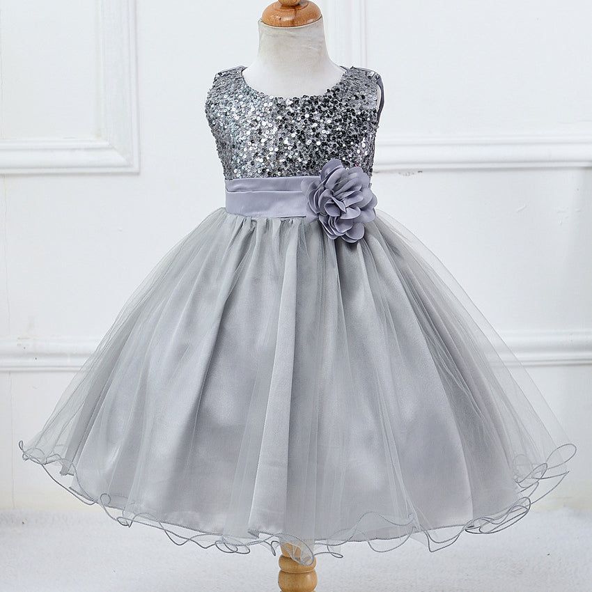Rochie de fete adolescente, model de rochie de nunta, petrecere, Craciun, o rochie de printesa din gama costumatiilor speciale pentru fete