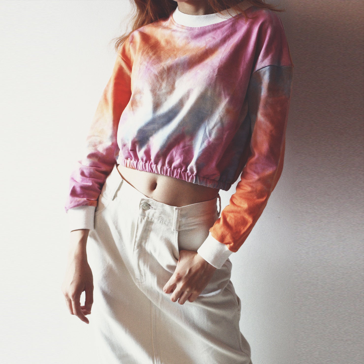 Tricou casual pentru femei, cu imprimeu de culori in degrade si maneca lunga