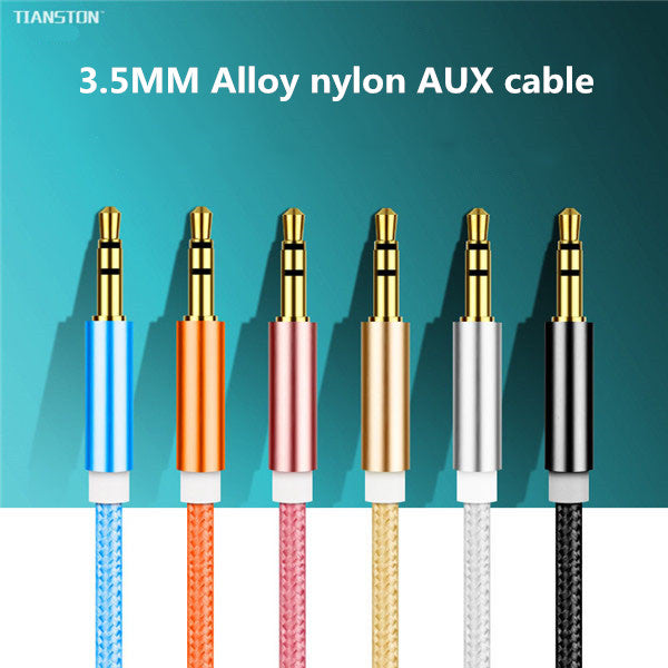 Cablu audio Male to Male, 3.5mm, din aliaj de aluminiu si miez de cupru, model universal, compatibil ca linie audio masina