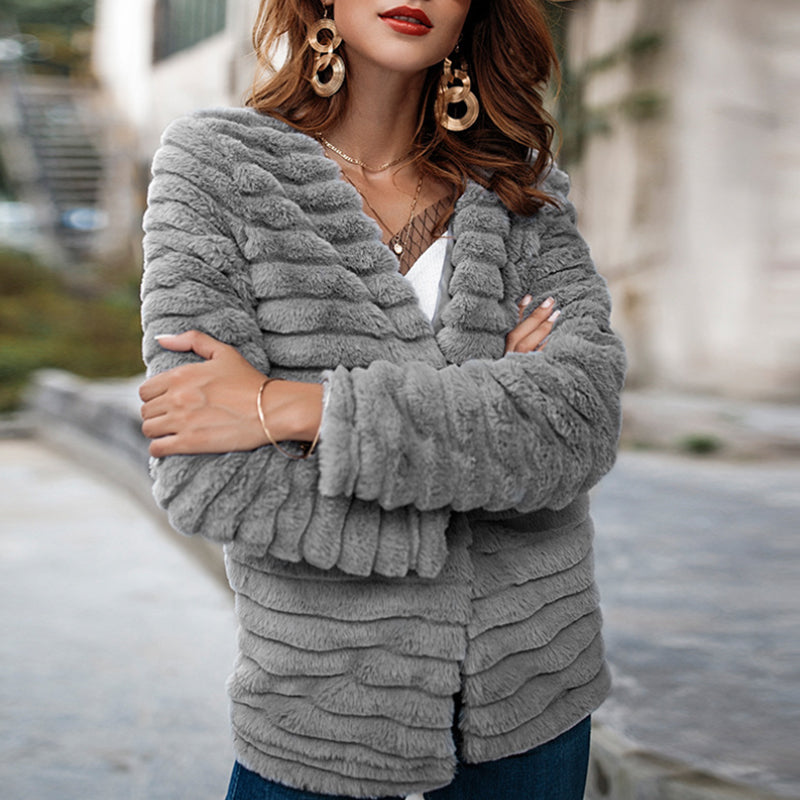 Haina din imitatie de piele de iepure pentru femei, model la moda, cu maneci lungi, haina potrivita pentru sezonul de toamna si iarna